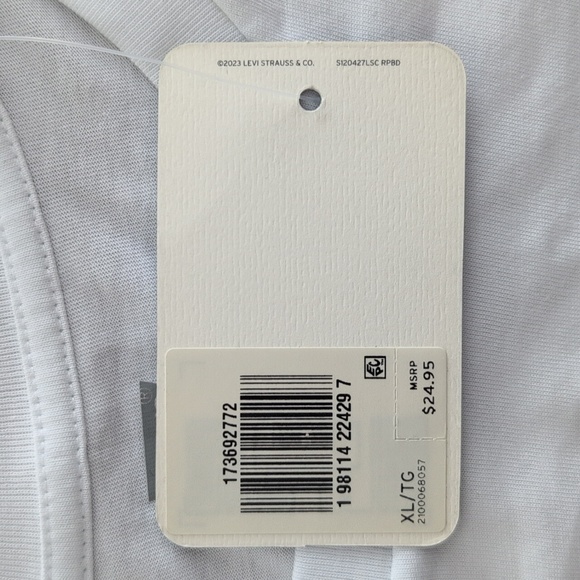 Levi's T-Shirt - Picture 5 of 5